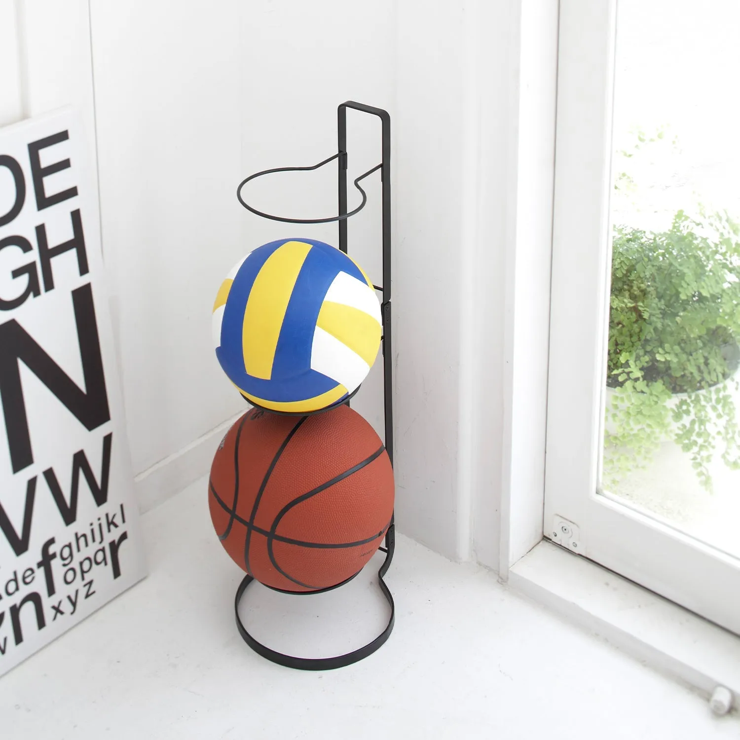 Ball Stand