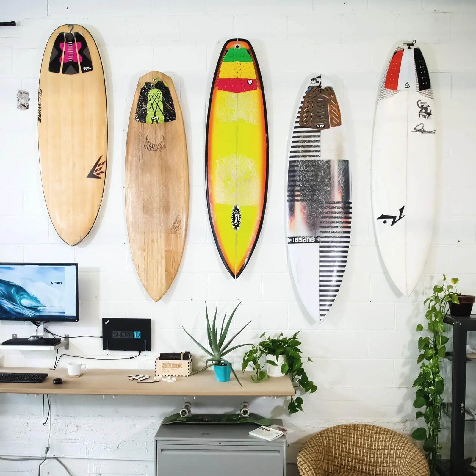 Gnarwall Hanger Single Fin - Clear